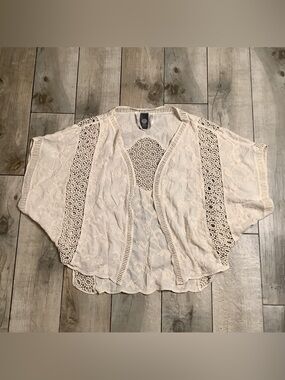 Vince Camuto Cream Lace Crochet Cover-Up